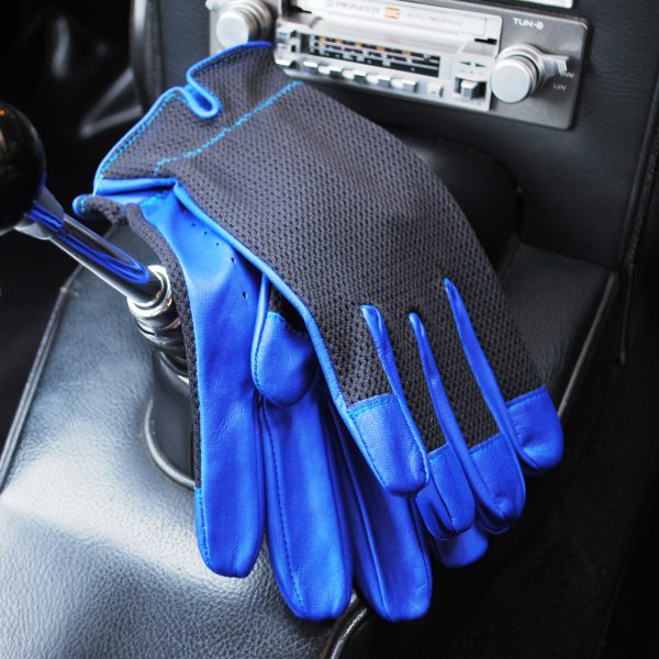 Les Leston driving gloves.